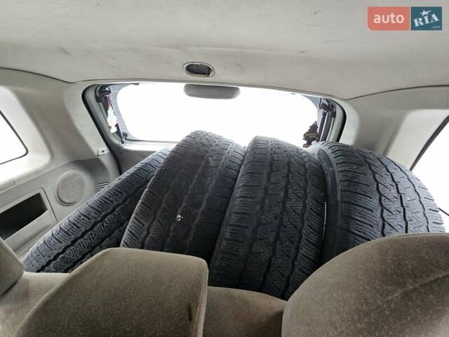 Зелений Хендай Санта Фе, об'ємом двигуна 2 л та пробігом 391 тис. км за 3800 $, фото 18 на Automoto.ua