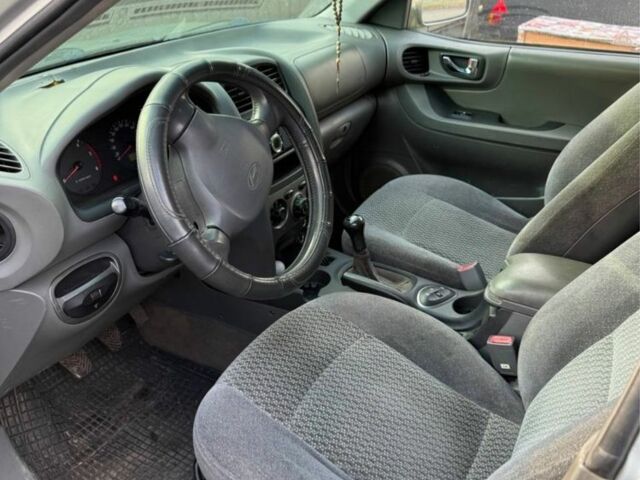 Зелений Хендай Санта Фе, об'ємом двигуна 0 л та пробігом 350 тис. км за 2970 $, фото 3 на Automoto.ua