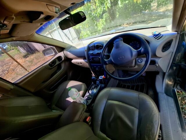 Зеленый Хендай Санта Фе, объемом двигателя 2.7 л и пробегом 250 тыс. км за 3100 $, фото 3 на Automoto.ua