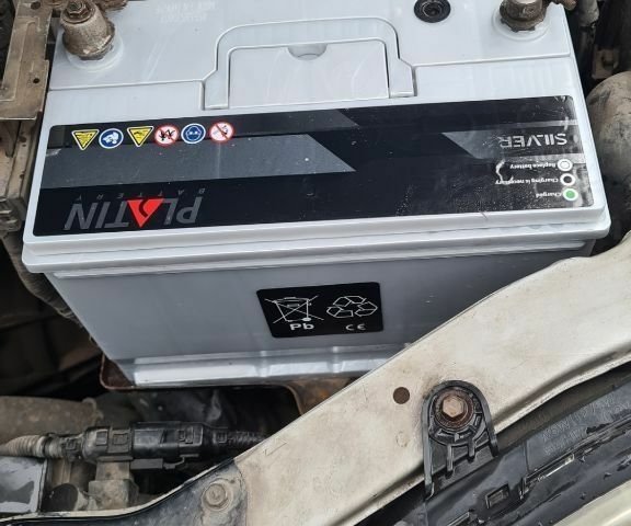 Зеленый Хендай Санта Фе, объемом двигателя 2 л и пробегом 284 тыс. км за 2900 $, фото 8 на Automoto.ua