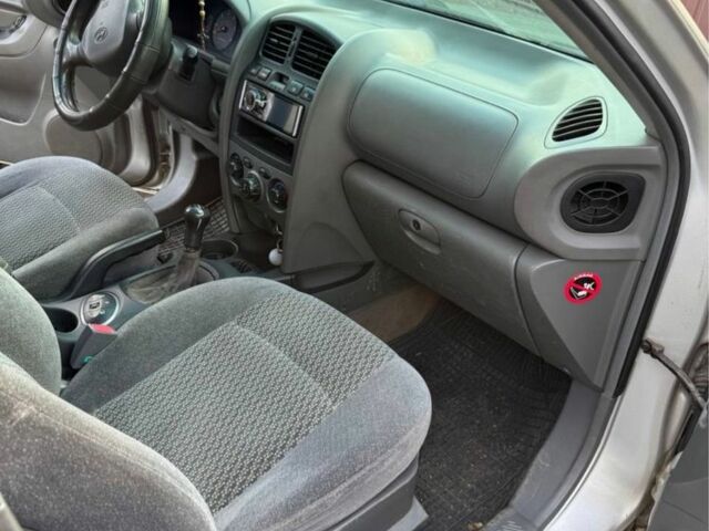 Зелений Хендай Санта Фе, об'ємом двигуна 0 л та пробігом 350 тис. км за 2970 $, фото 6 на Automoto.ua