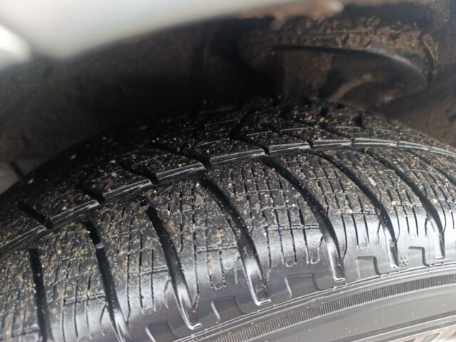 Зелений Хендай Санта Фе, об'ємом двигуна 2.2 л та пробігом 315 тис. км за 5000 $, фото 2 на Automoto.ua