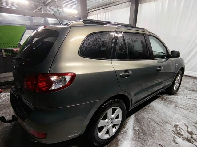 Зелений Хендай Санта Фе, об'ємом двигуна 2.2 л та пробігом 350 тис. км за 4850 $, фото 8 на Automoto.ua