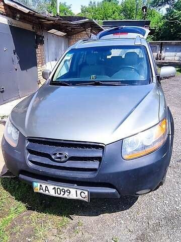 Зеленый Хендай Санта Фе, объемом двигателя 3.3 л и пробегом 195 тыс. км за 7800 $, фото 7 на Automoto.ua