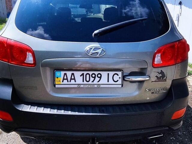 Зелений Хендай Санта Фе, об'ємом двигуна 3.3 л та пробігом 195 тис. км за 7800 $, фото 3 на Automoto.ua