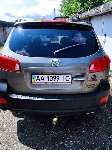 Зеленый Хендай Санта Фе, объемом двигателя 3.3 л и пробегом 195 тыс. км за 7800 $, фото 2 на Automoto.ua