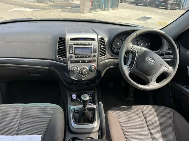 Зелений Хендай Санта Фе, об'ємом двигуна 2.2 л та пробігом 150 тис. км за 4150 $, фото 5 на Automoto.ua