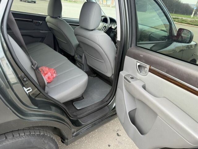 Зеленый Хендай Санта Фе, объемом двигателя 2.4 л и пробегом 180 тыс. км за 9800 $, фото 16 на Automoto.ua