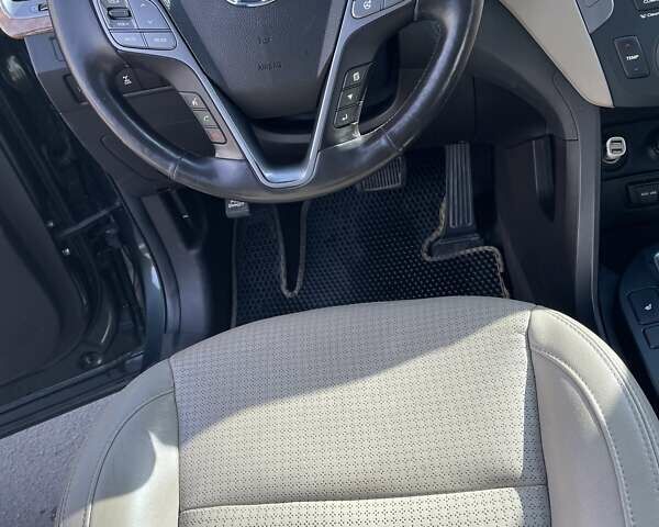 Зеленый Хендай Санта Фе, объемом двигателя 2 л и пробегом 130 тыс. км за 13000 $, фото 5 на Automoto.ua