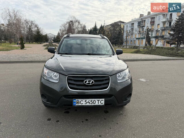 Зеленый Хендай Санта Фе, объемом двигателя 2.36 л и пробегом 180 тыс. км за 9800 $, фото 2 на Automoto.ua