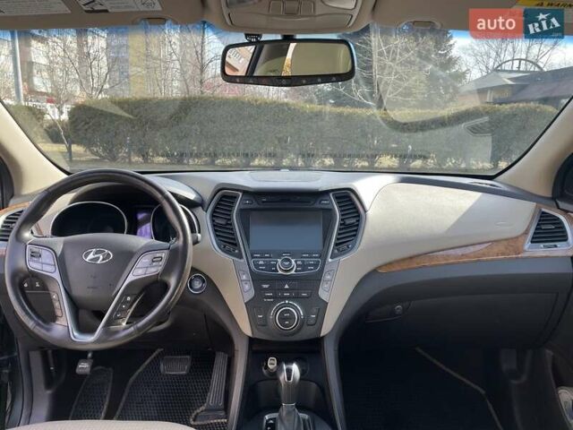 Зеленый Хендай Санта Фе, объемом двигателя 2 л и пробегом 130 тыс. км за 13000 $, фото 9 на Automoto.ua
