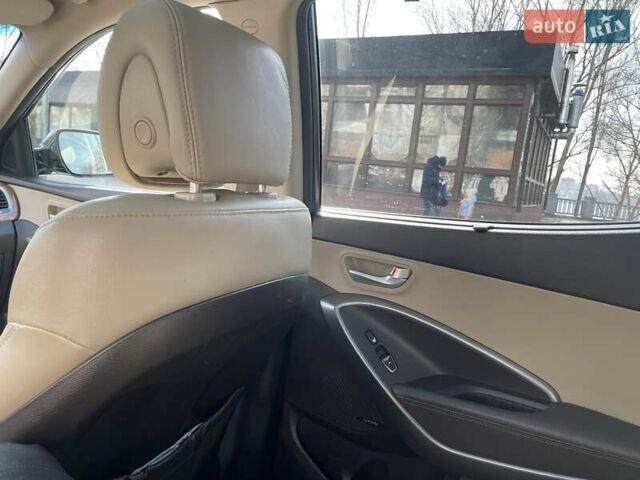 Зеленый Хендай Санта Фе, объемом двигателя 2 л и пробегом 130 тыс. км за 13000 $, фото 8 на Automoto.ua