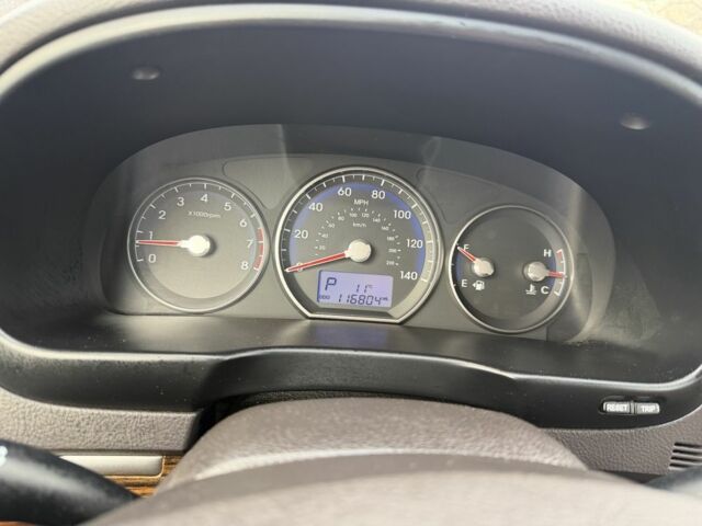 Зеленый Хендай Санта Фе, объемом двигателя 2.4 л и пробегом 180 тыс. км за 9800 $, фото 23 на Automoto.ua