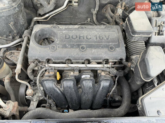 Зеленый Хендай Санта Фе, объемом двигателя 2.36 л и пробегом 180 тыс. км за 9800 $, фото 20 на Automoto.ua