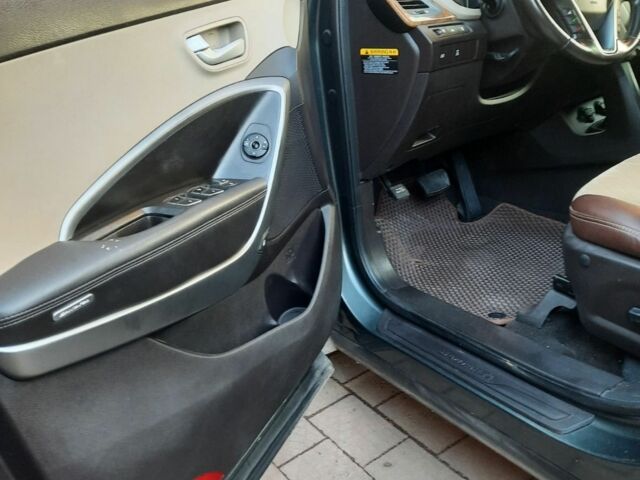 Зеленый Хендай Санта Фе, объемом двигателя 2.4 л и пробегом 132 тыс. км за 14700 $, фото 3 на Automoto.ua