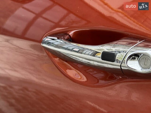 Помаранчевий Хендай Санта Фе, об'ємом двигуна 2 л та пробігом 205 тис. км за 13850 $, фото 7 на Automoto.ua