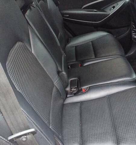 Оранжевый Хендай Санта Фе, объемом двигателя 2 л и пробегом 180 тыс. км за 11999 $, фото 11 на Automoto.ua