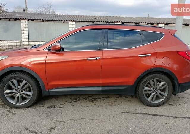 Оранжевый Хендай Санта Фе, объемом двигателя 2 л и пробегом 180 тыс. км за 11999 $, фото 5 на Automoto.ua