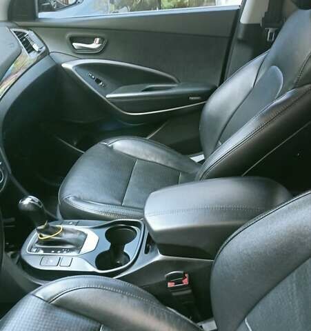 Оранжевый Хендай Санта Фе, объемом двигателя 2 л и пробегом 160 тыс. км за 12100 $, фото 6 на Automoto.ua