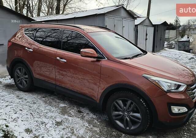 Оранжевый Хендай Санта Фе, объемом двигателя 2 л и пробегом 160 тыс. км за 12100 $, фото 2 на Automoto.ua