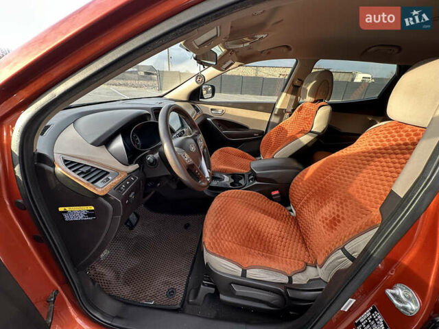 Оранжевый Хендай Санта Фе, объемом двигателя 2.4 л и пробегом 208 тыс. км за 15800 $, фото 12 на Automoto.ua