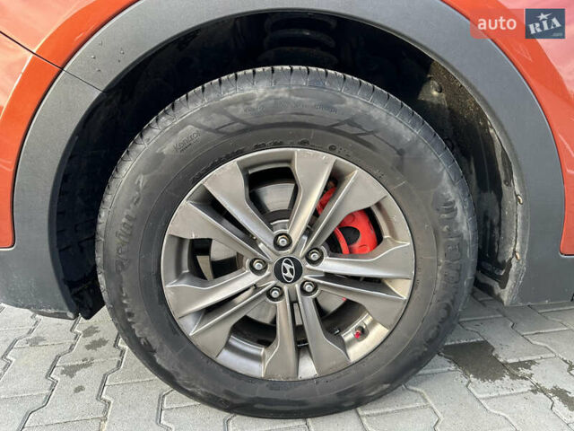 Оранжевый Хендай Санта Фе, объемом двигателя 2.4 л и пробегом 208 тыс. км за 15800 $, фото 20 на Automoto.ua