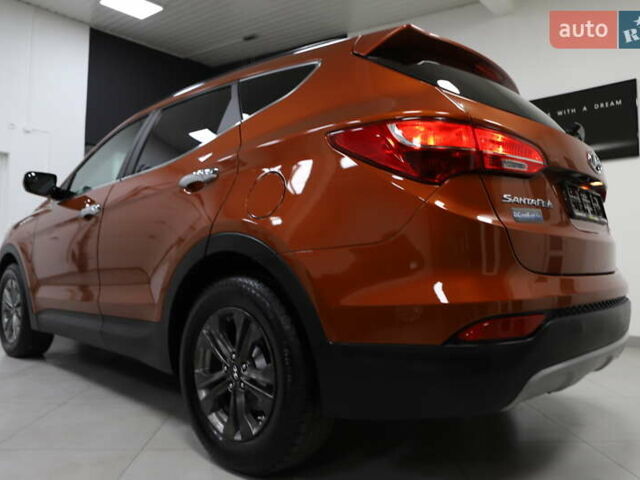 Помаранчевий Хендай Санта Фе, об'ємом двигуна 2.36 л та пробігом 180 тис. км за 13999 $, фото 25 на Automoto.ua