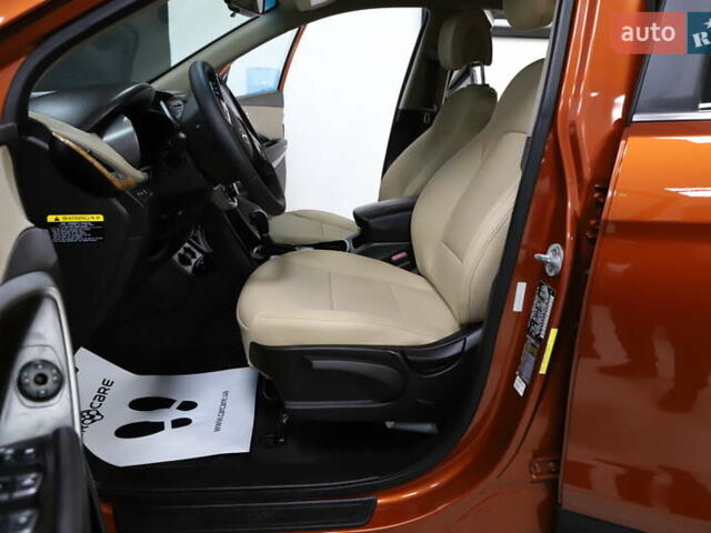 Помаранчевий Хендай Санта Фе, об'ємом двигуна 2.36 л та пробігом 180 тис. км за 13999 $, фото 109 на Automoto.ua