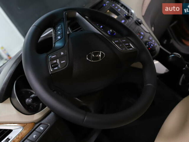 Помаранчевий Хендай Санта Фе, об'ємом двигуна 2.36 л та пробігом 180 тис. км за 13999 $, фото 105 на Automoto.ua