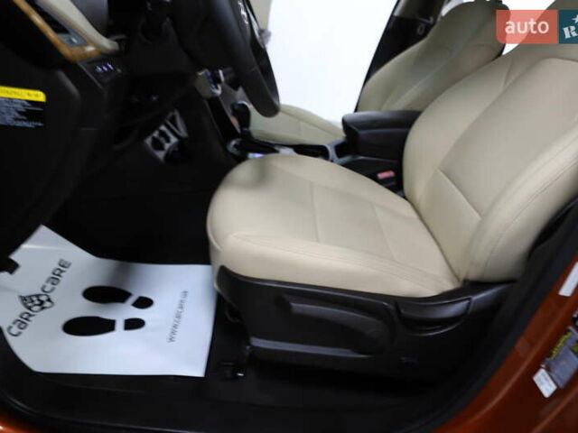 Помаранчевий Хендай Санта Фе, об'ємом двигуна 2.36 л та пробігом 180 тис. км за 13999 $, фото 65 на Automoto.ua