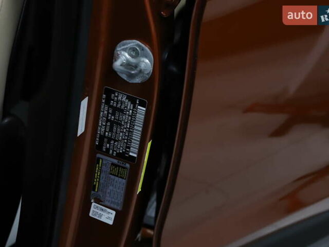 Помаранчевий Хендай Санта Фе, об'ємом двигуна 2.36 л та пробігом 180 тис. км за 13999 $, фото 118 на Automoto.ua