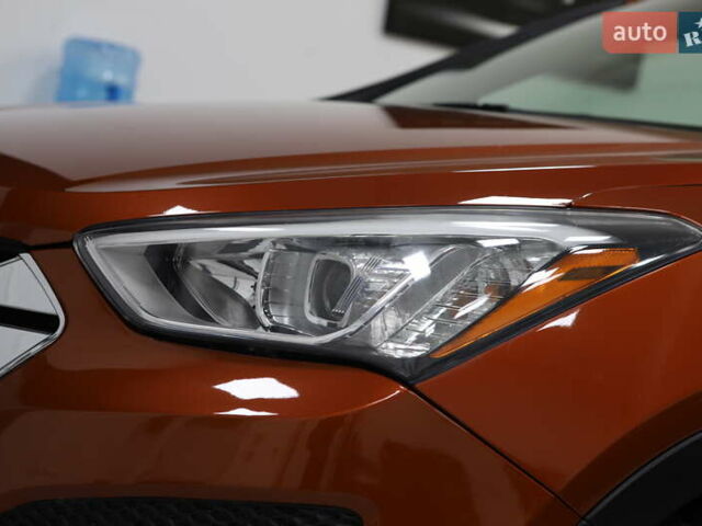 Помаранчевий Хендай Санта Фе, об'ємом двигуна 2.36 л та пробігом 180 тис. км за 13999 $, фото 34 на Automoto.ua