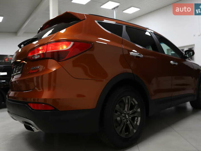 Помаранчевий Хендай Санта Фе, об'ємом двигуна 2.36 л та пробігом 180 тис. км за 13999 $, фото 27 на Automoto.ua