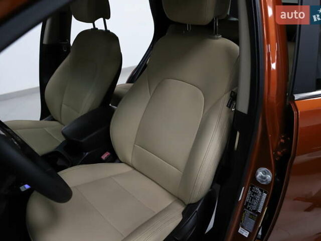 Помаранчевий Хендай Санта Фе, об'ємом двигуна 2.36 л та пробігом 180 тис. км за 13999 $, фото 117 на Automoto.ua