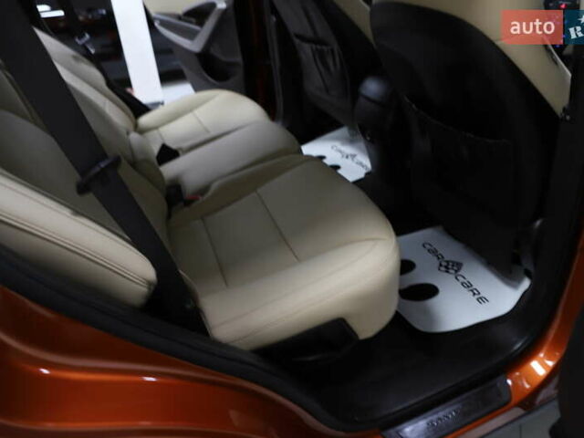 Помаранчевий Хендай Санта Фе, об'ємом двигуна 2.36 л та пробігом 180 тис. км за 13999 $, фото 72 на Automoto.ua