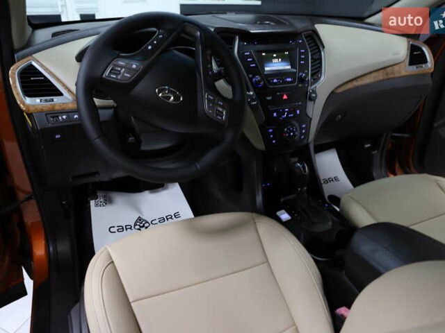 Помаранчевий Хендай Санта Фе, об'ємом двигуна 2.36 л та пробігом 180 тис. км за 13999 $, фото 60 на Automoto.ua