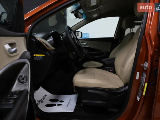 Помаранчевий Хендай Санта Фе, об'ємом двигуна 2.36 л та пробігом 180 тис. км за 13999 $, фото 49 на Automoto.ua