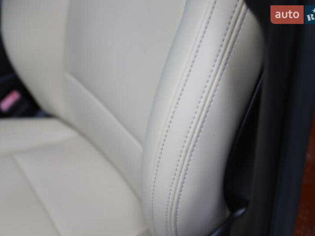 Помаранчевий Хендай Санта Фе, об'ємом двигуна 2.36 л та пробігом 180 тис. км за 13999 $, фото 68 на Automoto.ua