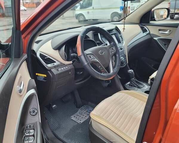 Оранжевый Хендай Санта Фе, объемом двигателя 2.36 л и пробегом 135 тыс. км за 15500 $, фото 12 на Automoto.ua