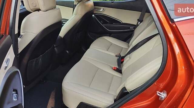 Оранжевый Хендай Санта Фе, объемом двигателя 2.4 л и пробегом 163 тыс. км за 16500 $, фото 11 на Automoto.ua