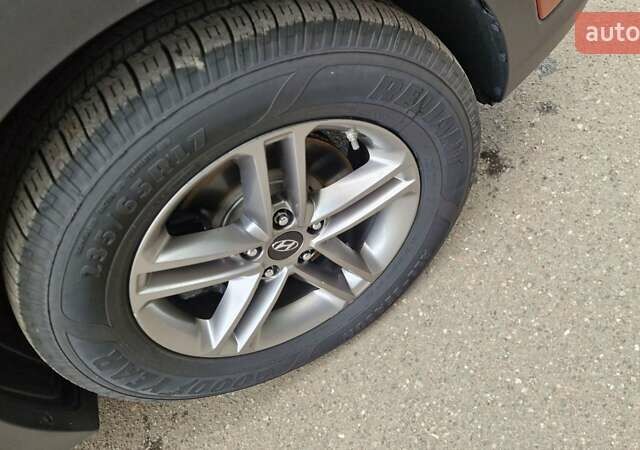 Оранжевый Хендай Санта Фе, объемом двигателя 2.4 л и пробегом 163 тыс. км за 16000 $, фото 5 на Automoto.ua