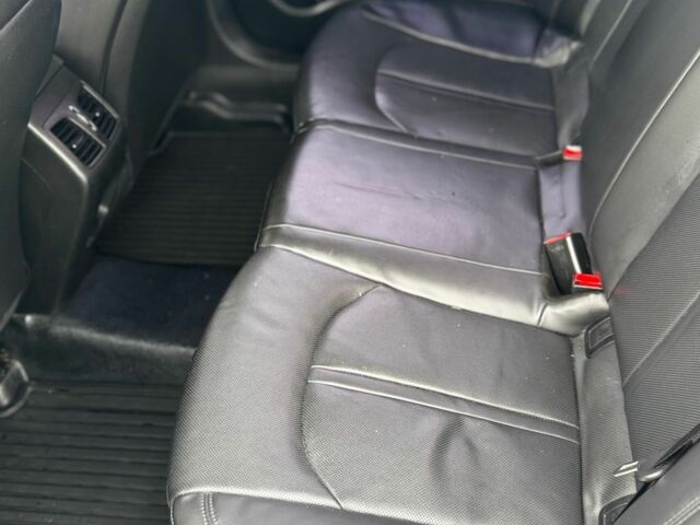 Белый Хендай Соларис, объемом двигателя 2 л и пробегом 387 тыс. км за 263 $, фото 20 на Automoto.ua