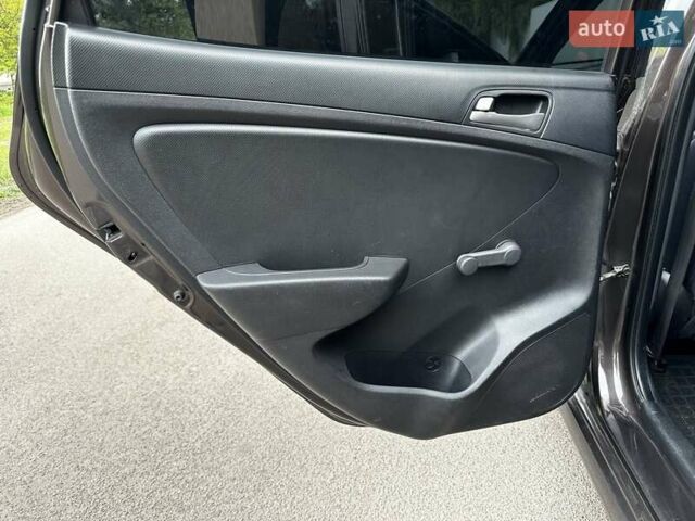 Коричневий Хендай Соларіс, об'ємом двигуна 1.59 л та пробігом 94 тис. км за 9700 $, фото 9 на Automoto.ua