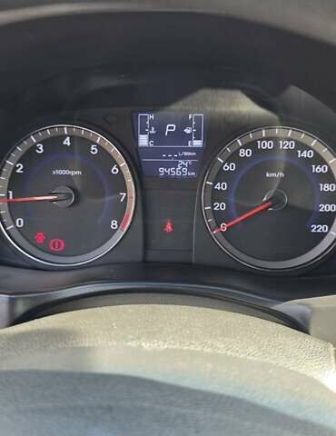 Сірий Хендай Соларіс, об'ємом двигуна 1.4 л та пробігом 95 тис. км за 10500 $, фото 23 на Automoto.ua