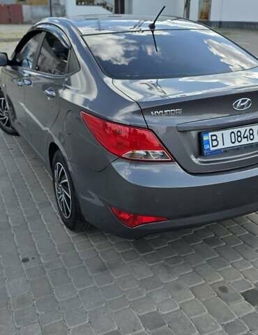Сірий Хендай Соларіс, об'ємом двигуна 1.4 л та пробігом 95 тис. км за 10500 $, фото 5 на Automoto.ua