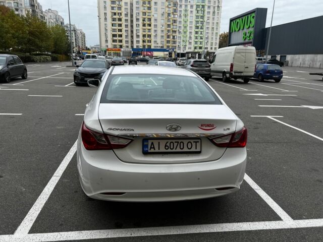 Білий Хендай Соната, об'ємом двигуна 2 л та пробігом 88 тис. км за 7300 $, фото 3 на Automoto.ua