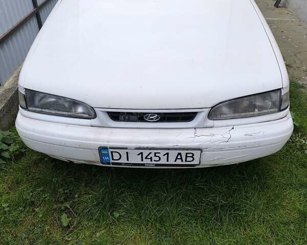 Білий Хендай Соната, об'ємом двигуна 2 л та пробігом 200 тис. км за 1199 $, фото 6 на Automoto.ua