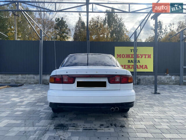 Белый Хендай Соната, объемом двигателя 2 л и пробегом 330 тыс. км за 1700 $, фото 1 на Automoto.ua