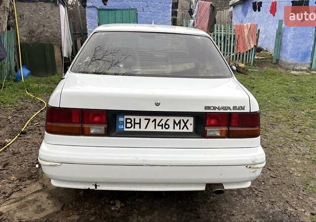 Белый Хендай Соната, объемом двигателя 2 л и пробегом 237 тыс. км за 1000 $, фото 4 на Automoto.ua