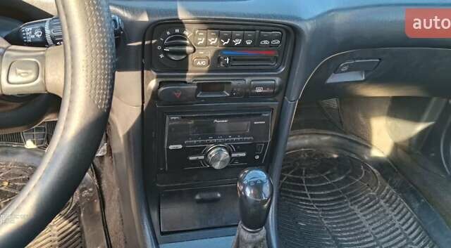 Белый Хендай Соната, объемом двигателя 1.8 л и пробегом 250 тыс. км за 2200 $, фото 2 на Automoto.ua